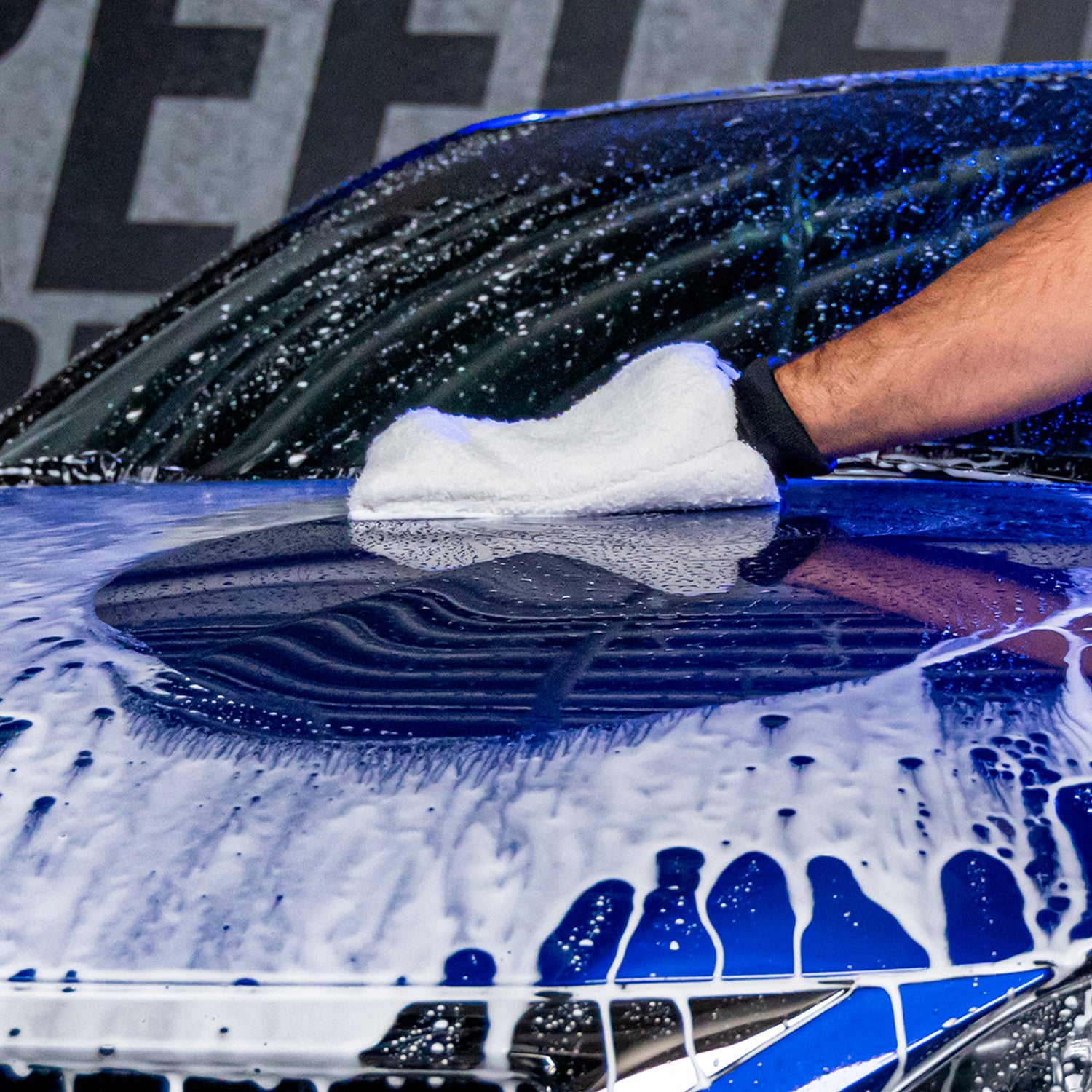 MEGUIAR'S HYBRID CERAMIC WASH & WAX SHAMPOO 1,42L