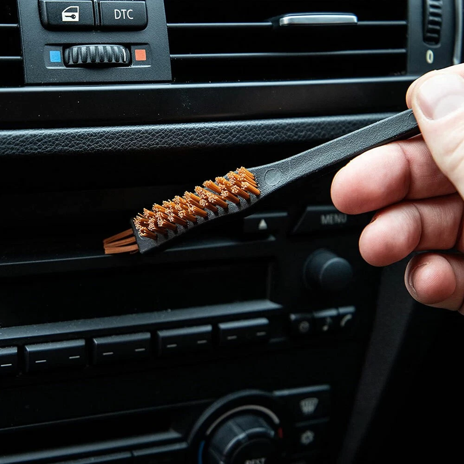 TRIPLE DUTY DETAILING BRUSH (RECOVECOS)